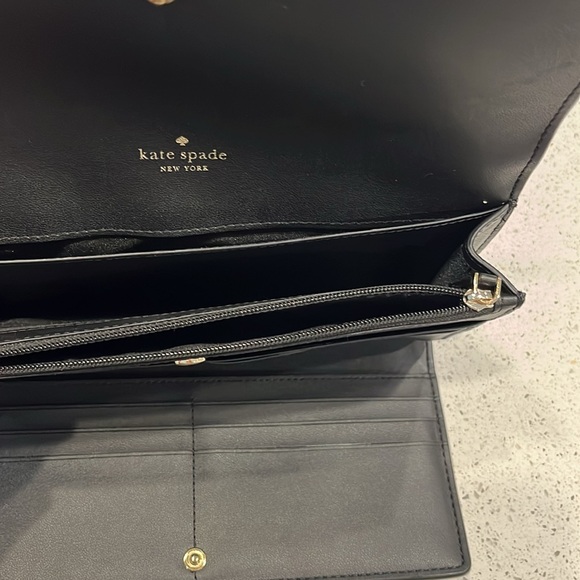 Kate Spade wristlet tan and black - Picture 3 of 6